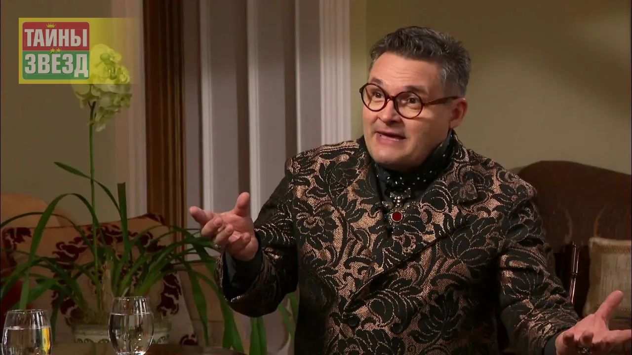 Александр Васильев