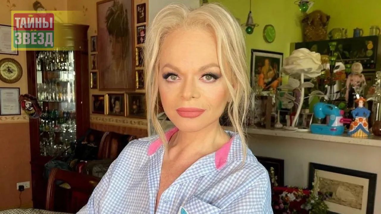 Лариса Долина