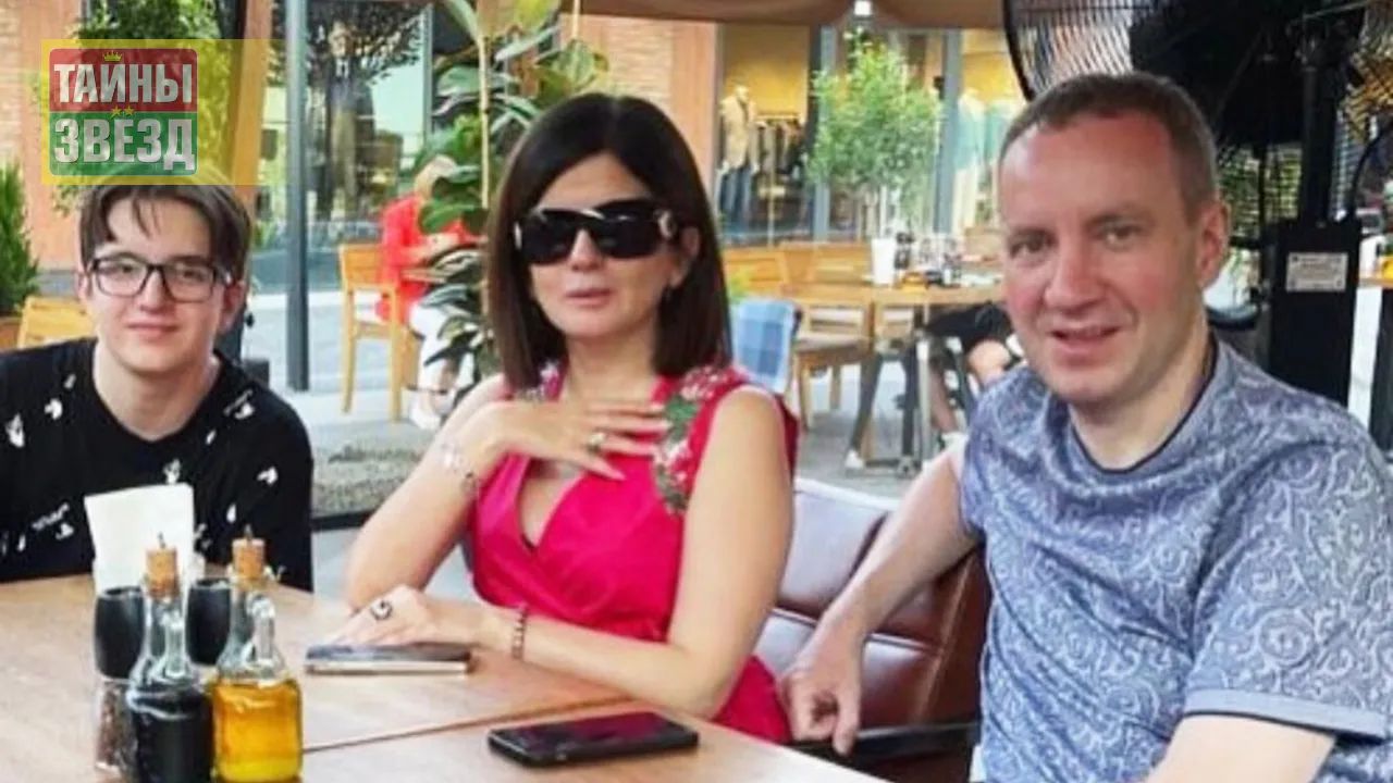 Диана Гурцкая с мужем и сыном