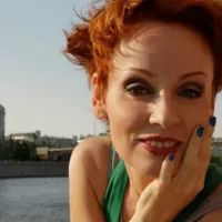 Жанна Эппле