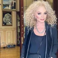 Лариса Долина