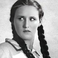 Нонна Мордюкова