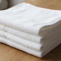 Белые полотенца