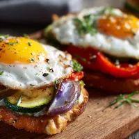 Тосты с яйцом