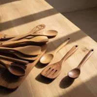 Деревянные кухонные предметы