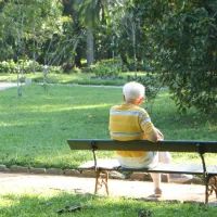 Пожилой мужчина