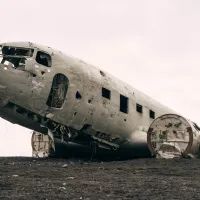 Старый самолет