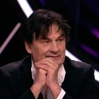 Александр Серов