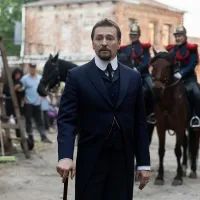 Сергей Безруков