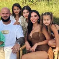 Оксана Самойлова и Джиган с детьми
