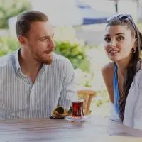 Кадр из сериала "Постучись в мою дверь"