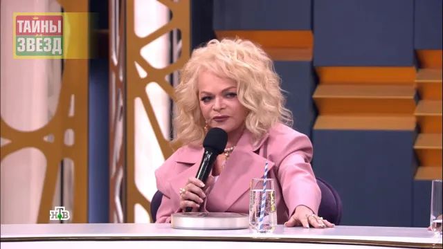 Лариса Долина