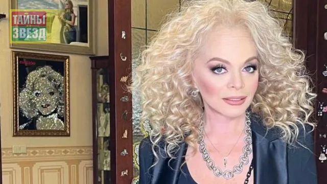 Лариса Долина